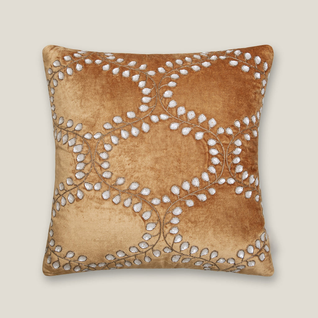 Sinuo Peach Velvet Cushion Cover