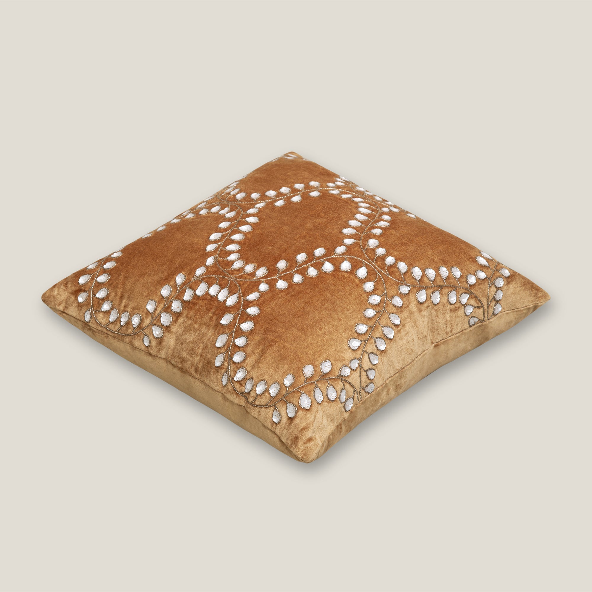 Sinuo Peach Velvet Cushion Cover