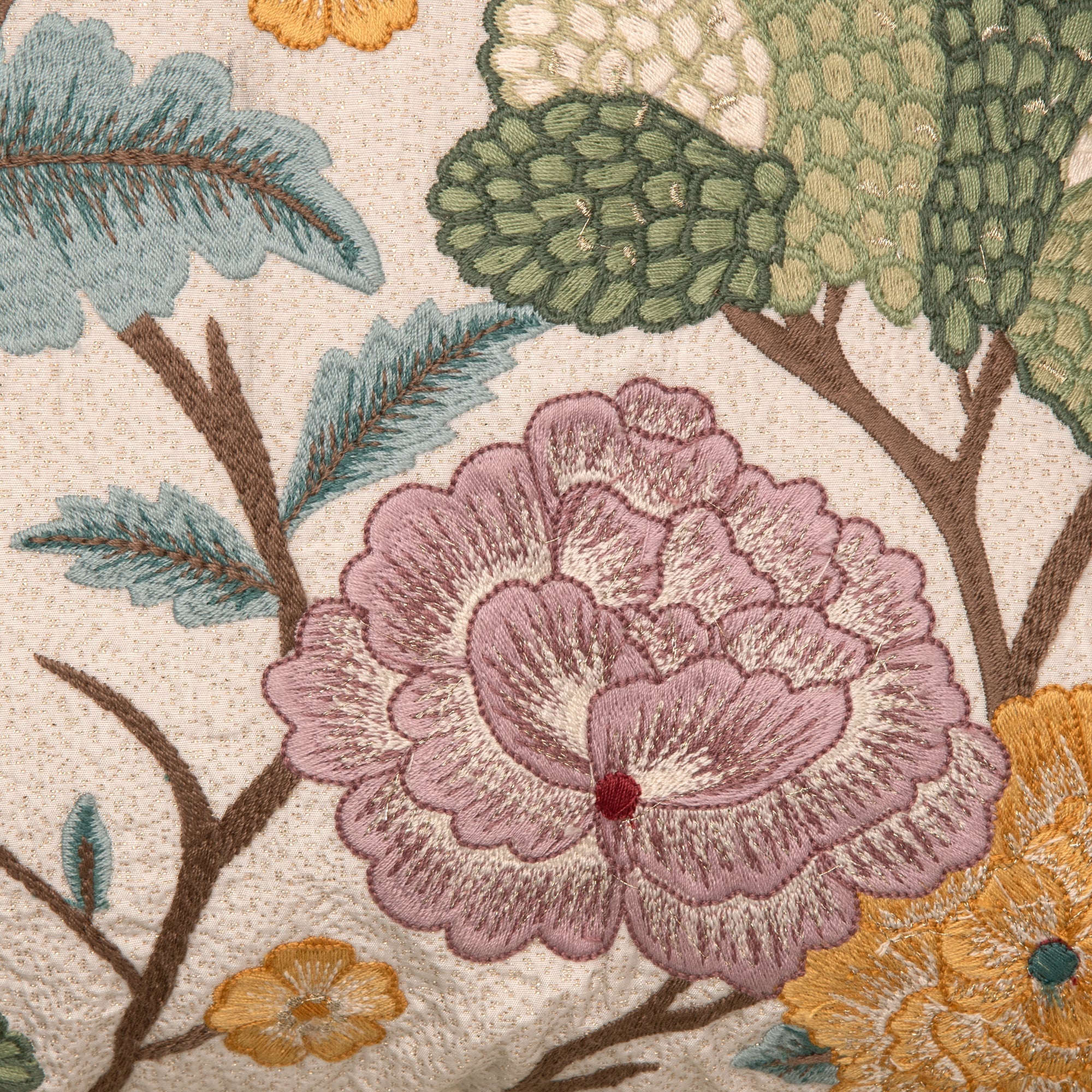 Dahlia Off White Emb. Cushion Cover