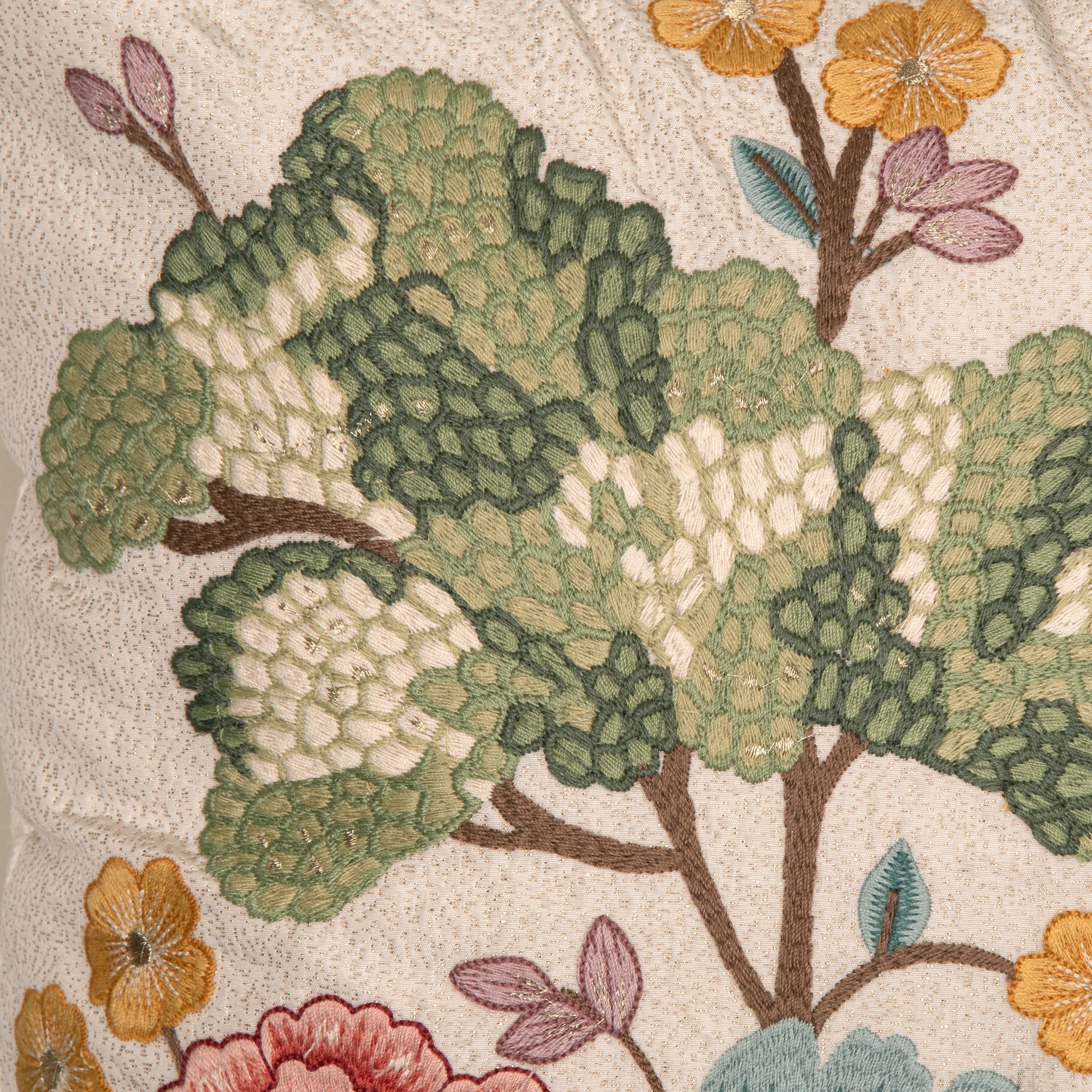 Dahlia Off White Emb. Cushion Cover